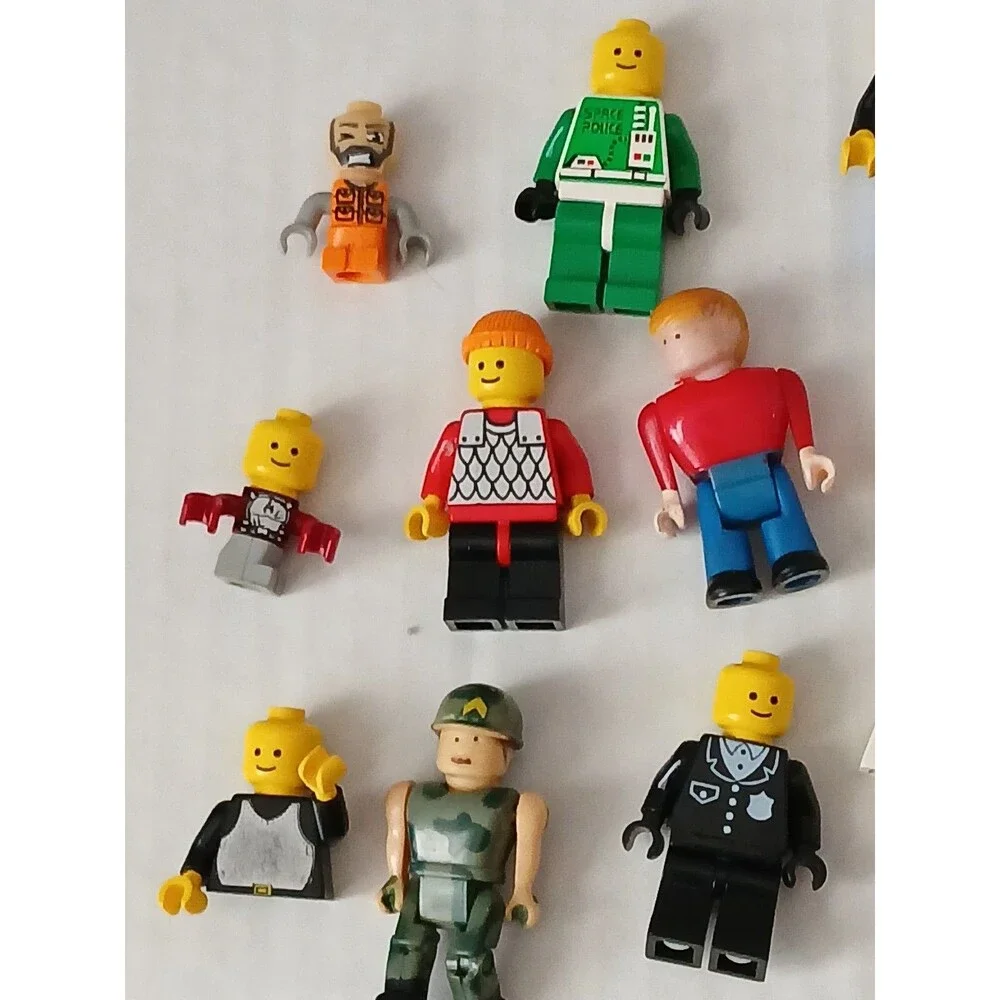 Lego Minifigures and Accessories Lot Read Description